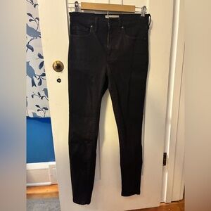 Classic Black Women's Skinny Jeans